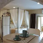 Ortigia Stone\'S Loft Spa